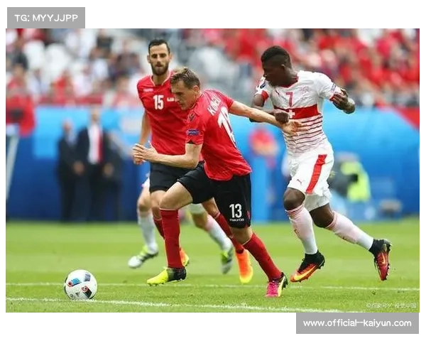 英格兰5-0大胜塞尔维亚 展现球队国际竞争力显著提升 英格兰5-0大胜塞尔维亚 展现球队国际竞争力显著提升